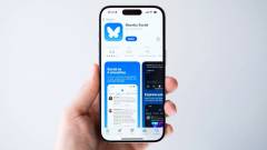 додаток Bluesky на смартфоні