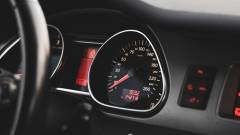 Як скручують пробіг авто