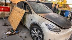 спалена Tesla