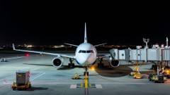 літак в аеропорту