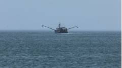 корабель в морі