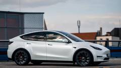 автомобіль Tesla