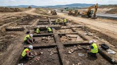 археологи на роботі